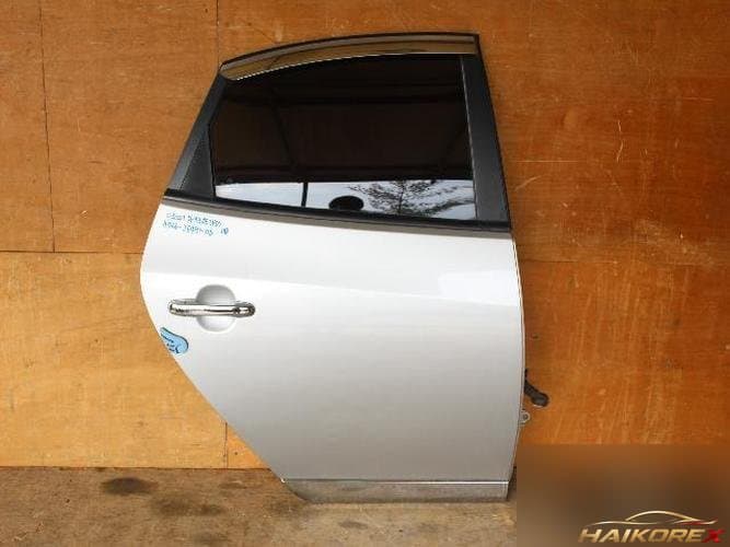 Hyundai Avante 2010 — дверь задняя правая