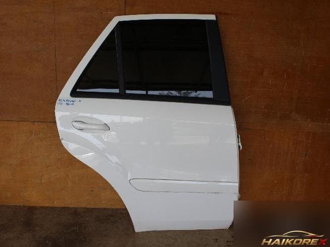 Mercedes-Benz M-Class 2006 — дверь задняя правая