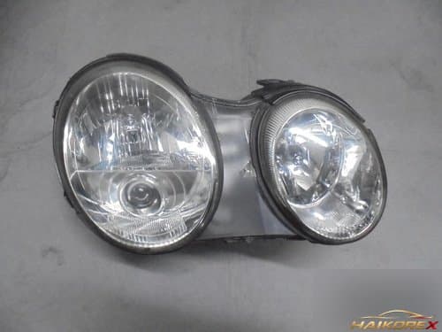 Фара передняя правая HID 921023F100
