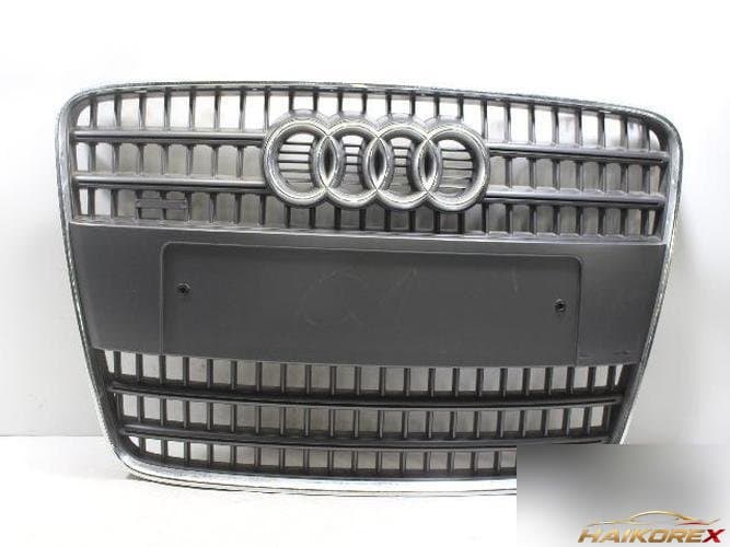 Audi Q7 2006 — решетка радиатора 4L0853651A