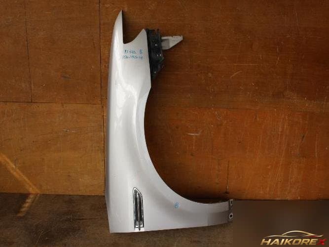 Ford Taurus 2008 — правое крыло (2)