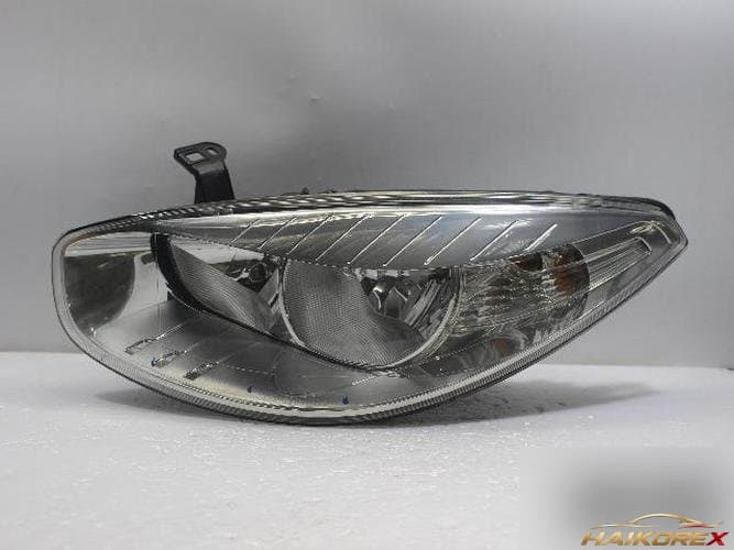Renault SM3 2010 — фара левая 260600047R