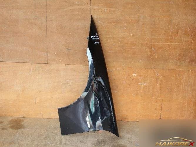 BMW 3 Series 2008 — крыло левое