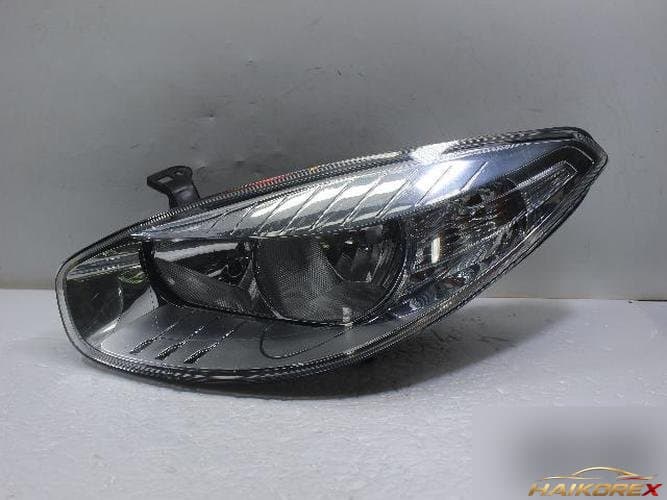 Renault SM3 2010 — фара левая 260600047R