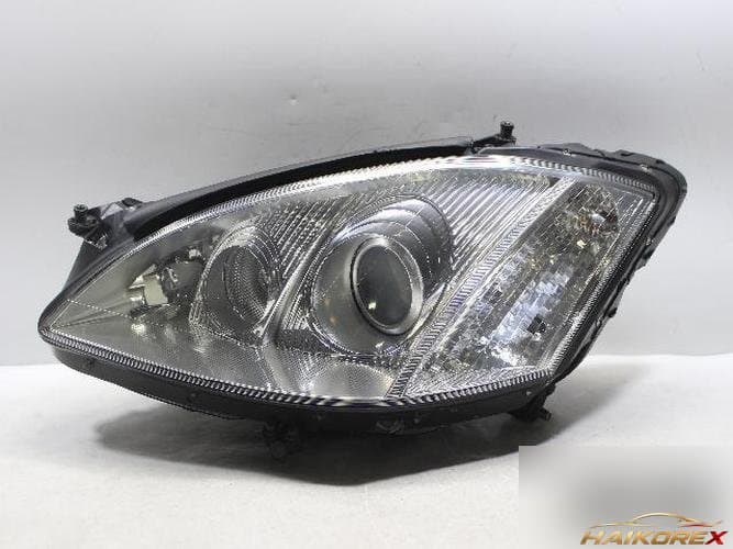 Mercedes-Benz S-Class 2006 — фара левая