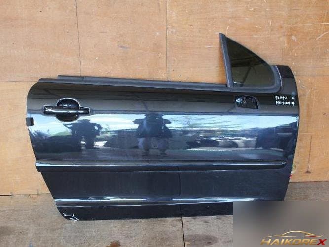 Peugeot 207 2009 — передняя дверь правая