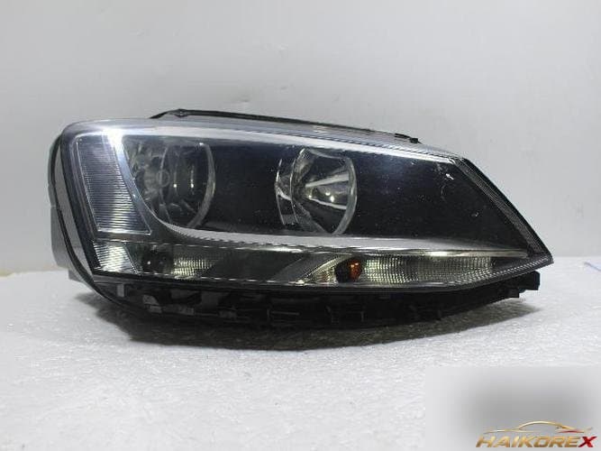 Volkswagen Jetta 2014 — фара правая 5C7941006A