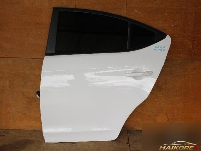 Hyundai Avante 2016 — дверь задняя левая