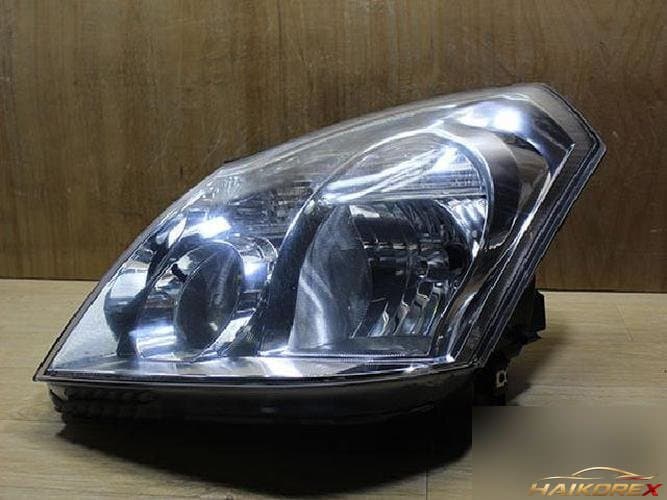 Renault SM7 2011 — фара левая