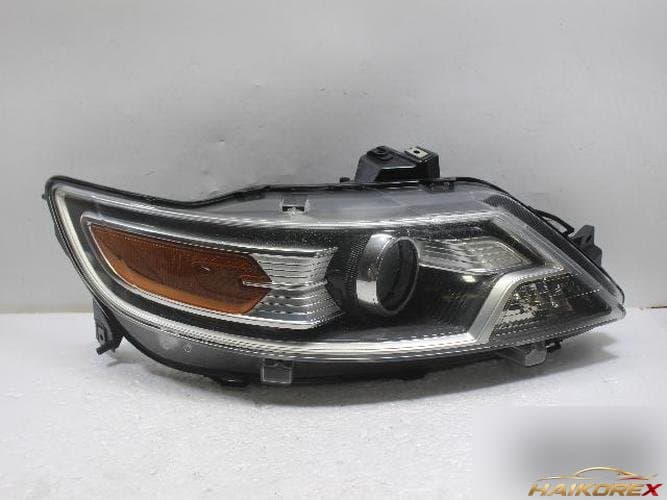 Ford Taurus 2011 — фара правая
