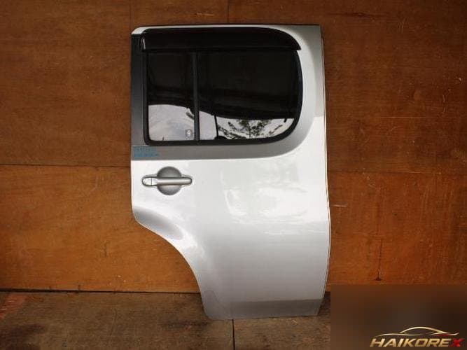 Nissan Cube 2009 — дверь задняя правая