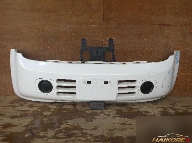 Nissan Cube 2007 — передний бампер