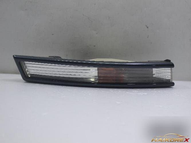 Volkswagen Passat 2011 — сигнальная лампа правая 3C0953042L