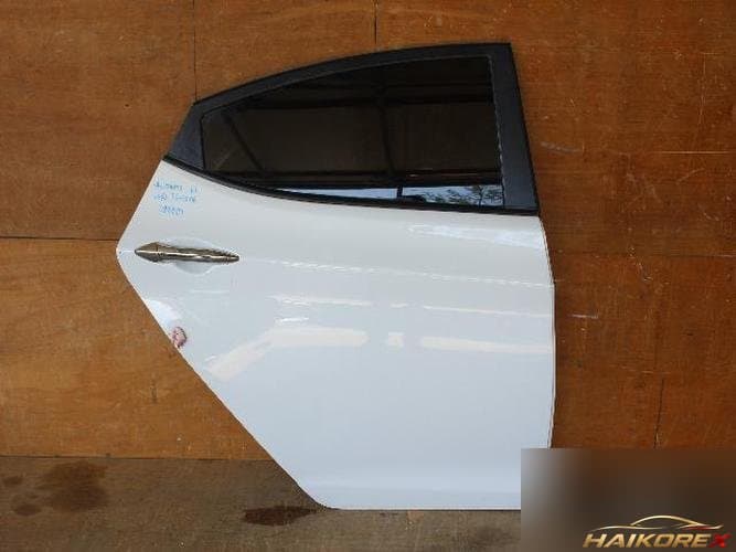 Hyundai Avante 2011 — дверь задняя правая