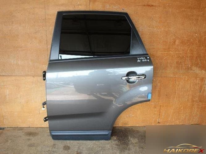 Kia Sorento 2014 — дверь задняя левая