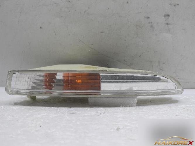 Volkswagen CC 2009 — повторитель поворота левый 3C8953041