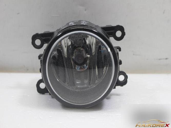 Renault SM3 2010 — противотуманная фара левая (водительская) 8200074008