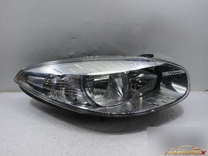 Renault SM3 2011 — фара правая 260100047R 10