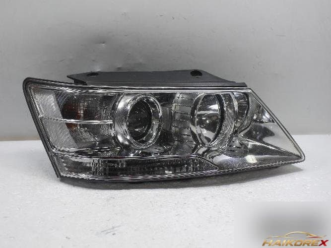 Hyundai Sonata 2009 — фара головного света правая 921023K500