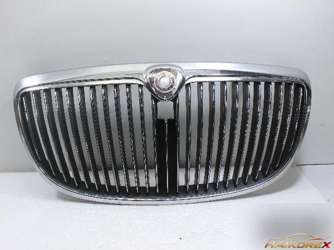 Kia Opirus 2009 — решетка радиатора 863503F700