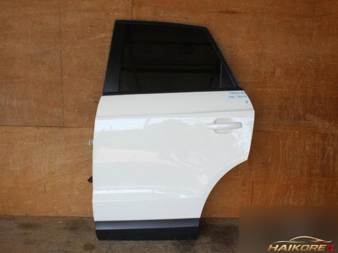Audi Q3 2014 — дверь задняя левая