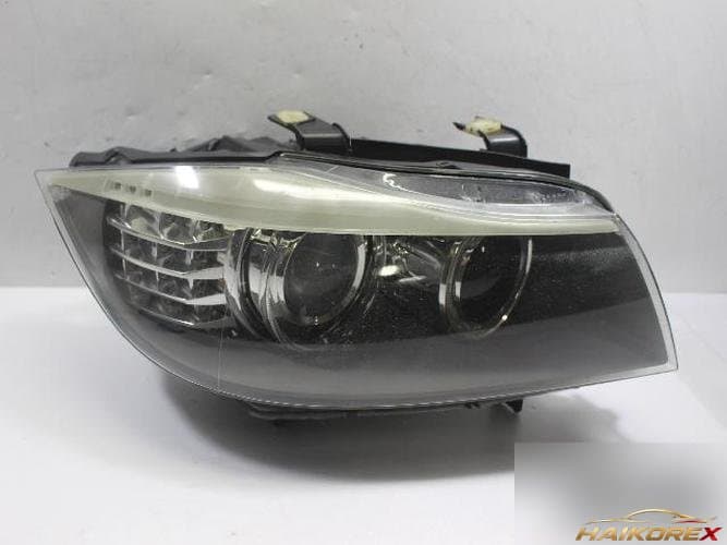 BMW 3 Series 2011 — фара правая