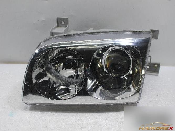 Hyundai Trajet 2007 — фара левая 921013AXXX