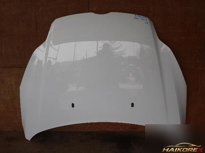 Ford Focus 2015 — капот 1