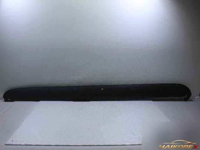 Volkswagen Golf 2008 — подножка левая 5K0853855F