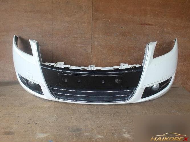 Renault SM7 2012 — передний бампер 620227160R