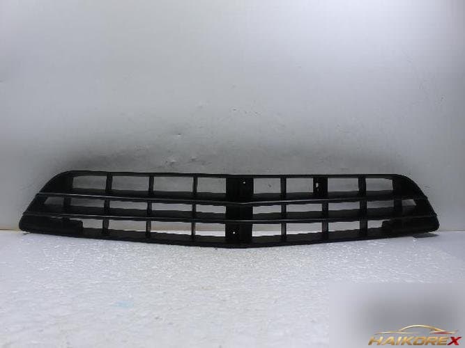 Mercedes-Benz R-класс 2006 — решётка радиатора A2518850553