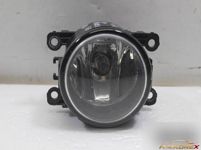 Renault SM3 2010 — противотуманная фара левая 8200074008