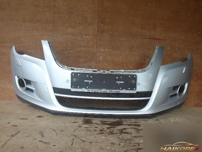 Volkswagen Tiguan 2009 — передний бампер 5N0807221