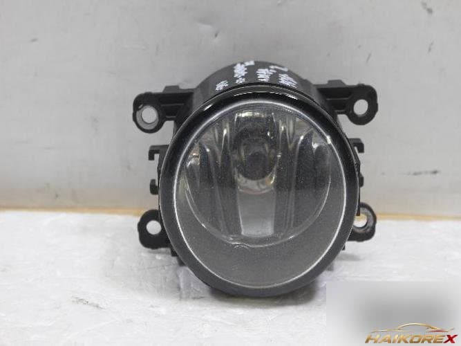 Renault SM3 2010 — противотуманная фара правая 8200074008