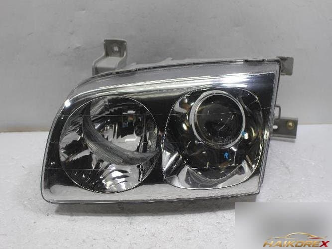 Hyundai Trajet 2007 — фара левая 921013AXXX 1