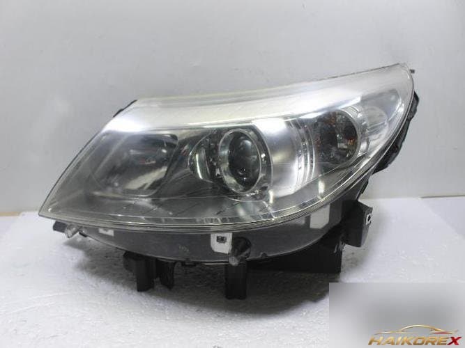 Renault SM5 2010 — фара левая