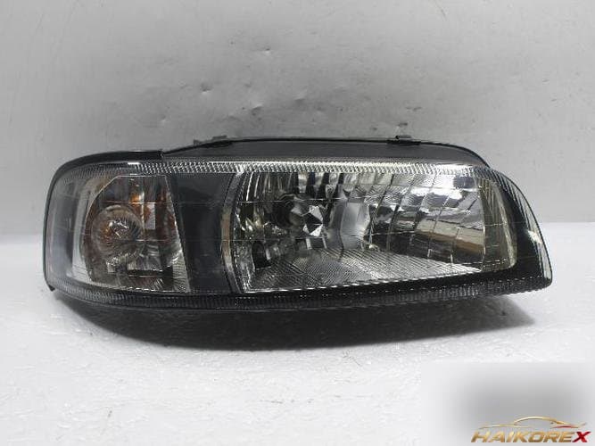 Renault SM5 2003 — фара правая 5350251700