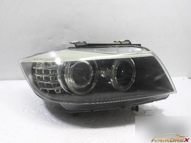 BMW 3 Series 2009 — фара правая HID
