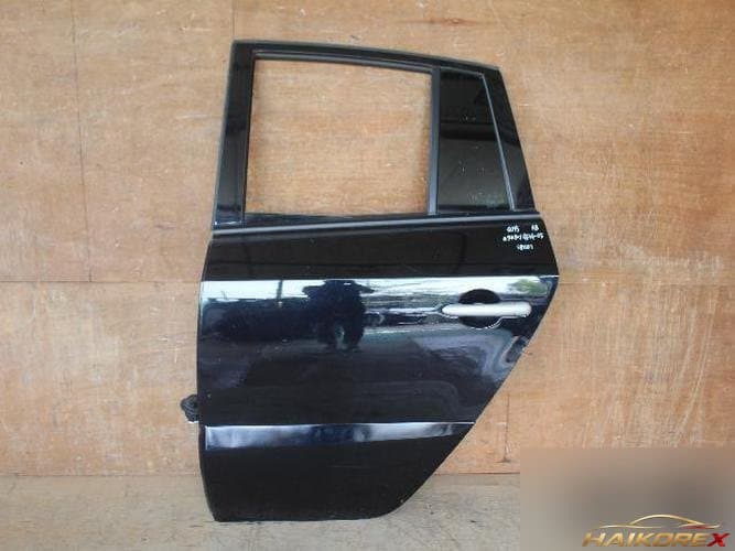 Renault QM5 2010 — дверь задняя левая
