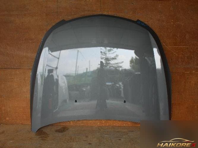 Chevrolet Cruze 2010 — капот