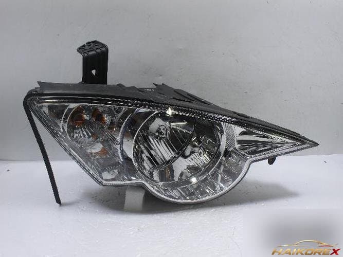 KG Mobility Actyon 2010 — фара передняя правая