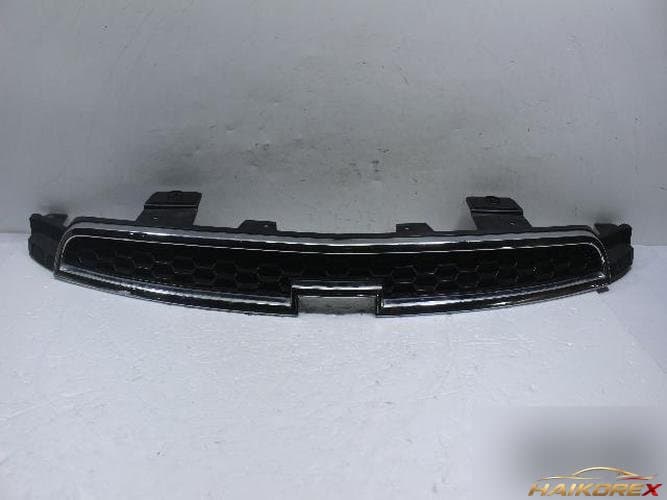 Chevrolet Orlando 2012 — решётка радиатора 95471003
