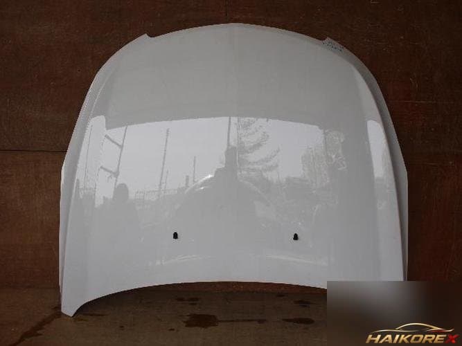 Chevrolet Cruze 2011 — капот