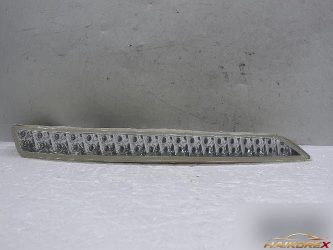 Kia Opirus 2010 — повторитель поворота правый (LED)