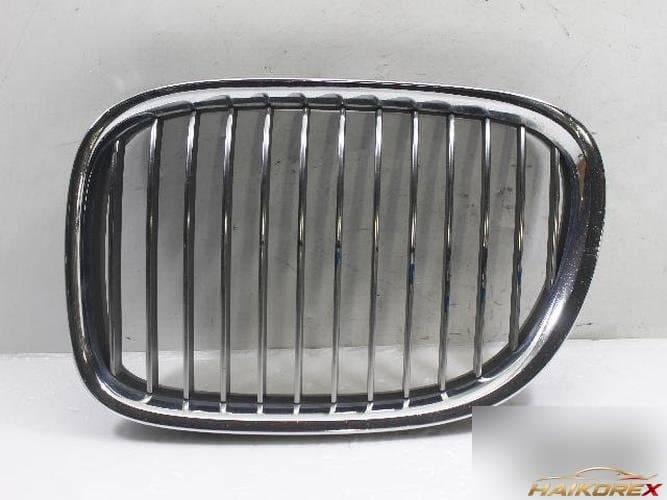 BMW 7-Series 2011 — решётка радиатора