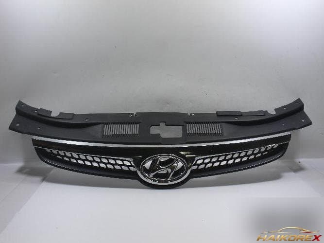 Hyundai i30 2010 — решетка радиатора 863512L000