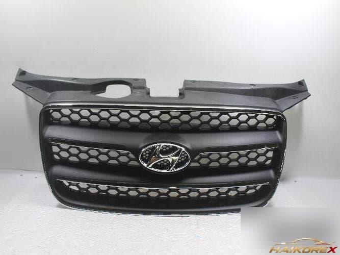 Hyundai Santa Fe 2008 — решетка радиатора 863532B000