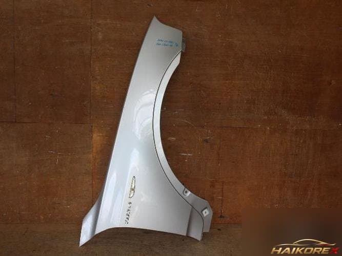 BMW X Series 2006 — крыло переднее правое