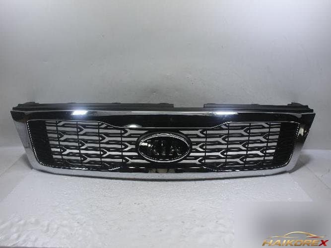 Kia Carnival 2010 — решетка радиатора 863514D800