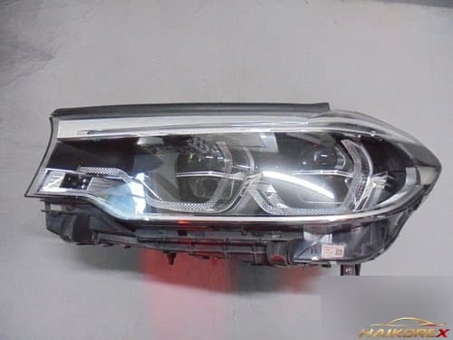 Крышка фары передней левой LED